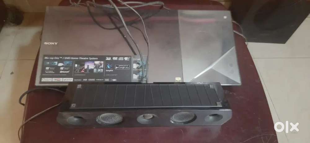 Sony Blue ray Disk/DVD Home theater system