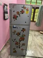 SAMSUNG 265 ltrs, Double door