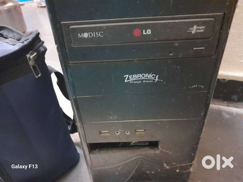 Cpu and moniter for sale presently not working small repairs needed
