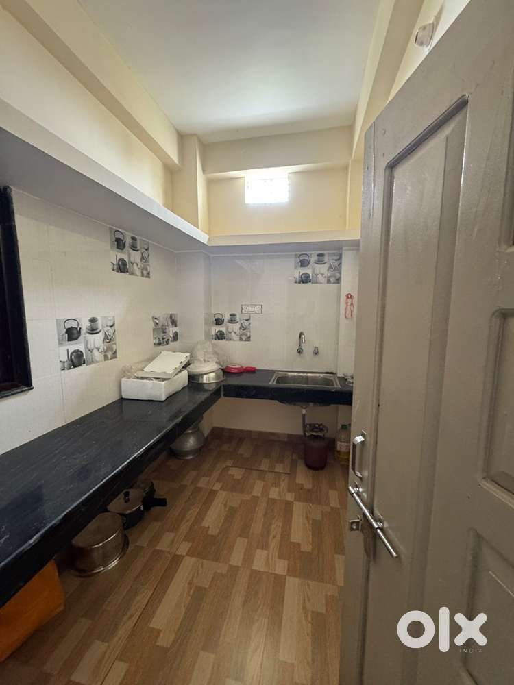 2 BHK flat for rent near St. Joseph’s School, Jamui