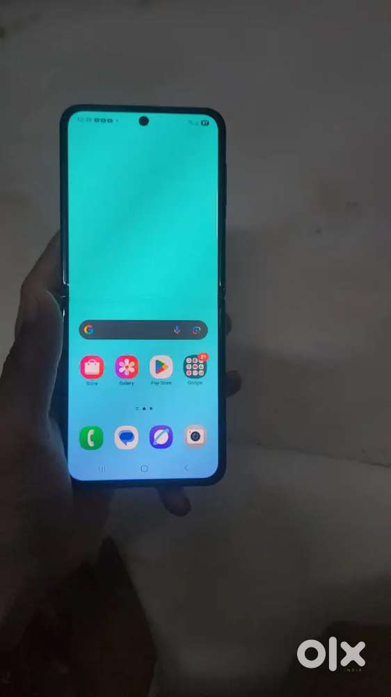 Samsung flip 4 128 gb 8 ram box cover