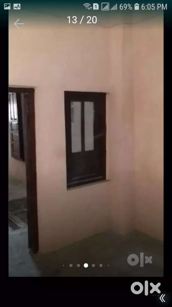 ਘਰ ਨੇੜੇ GoldenTemple Amritsar(ਇੱਕ floor 6.5 ਲੱਖ ਦਾ),(ਪੂਰਾ ਮਕਾਨ 14 ਲੱਖ)