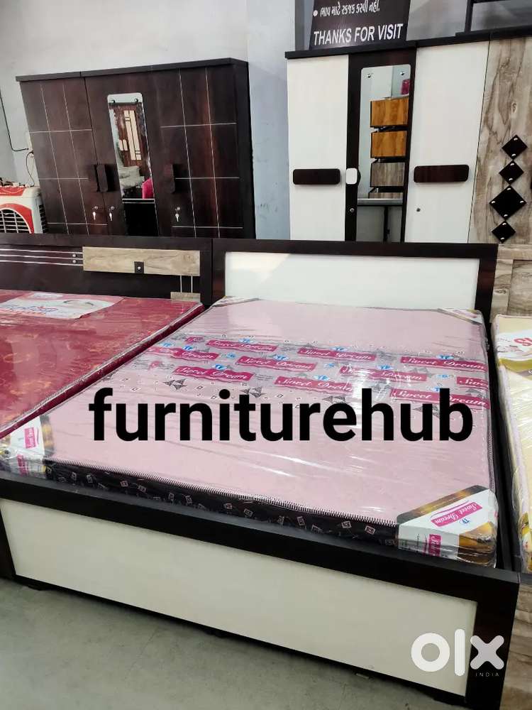 Latest offer queen size bed&wordrobe set