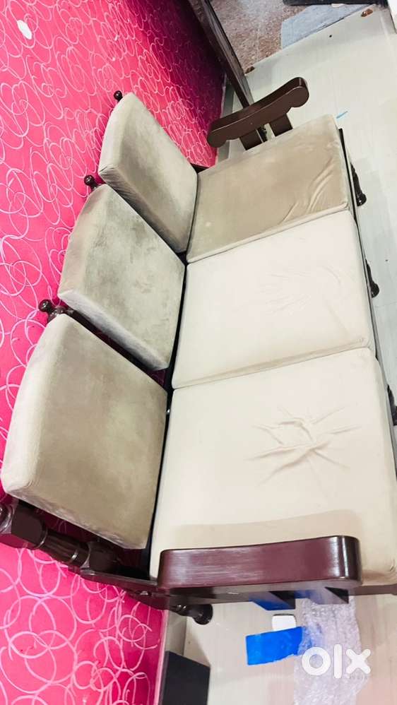Wooden Sofa 5 seater with Centre Table