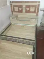 BED 4*7 for sale