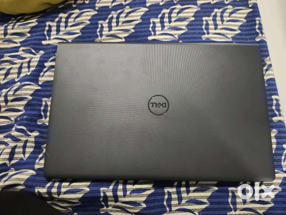 Dell Vostro 3520 7 months old under and I have the bill as well