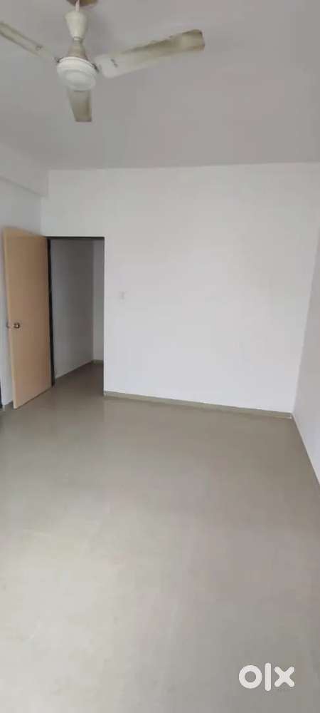2 bhk flat on rent Naranpura shastrinagar