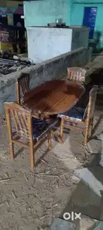 Dining table 4 chair available in starf furniture