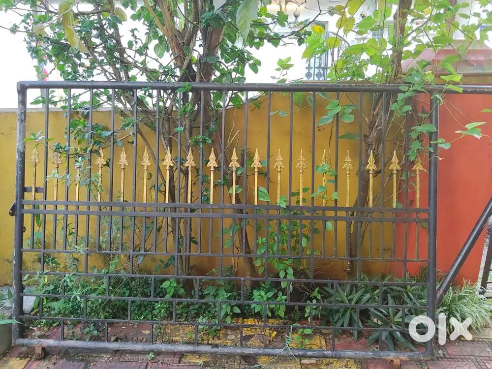 Iron Gate.Strong and durable