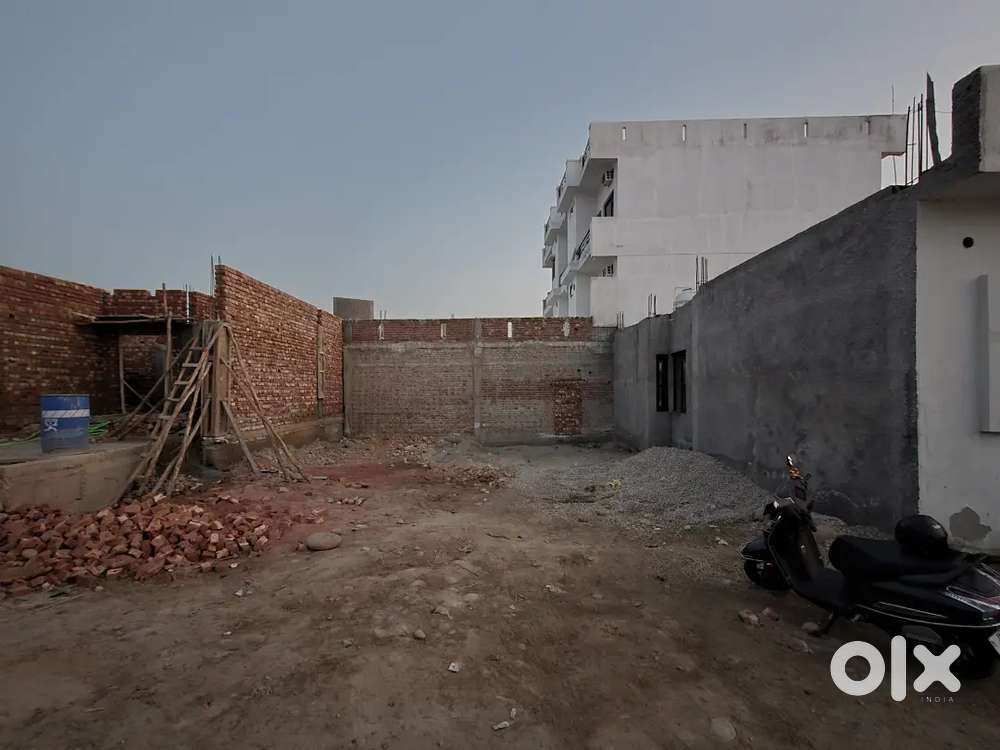 5 marla Square plot near nardani chowk around 80 mts from main road