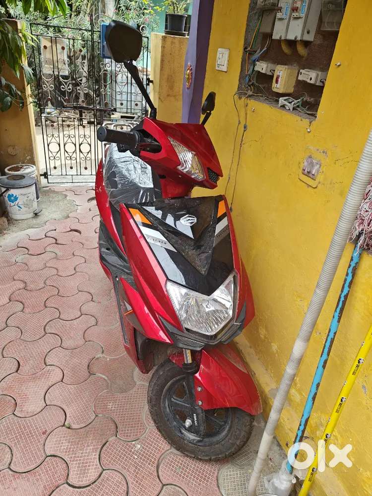 Komaki Electric Scooter 2025 model