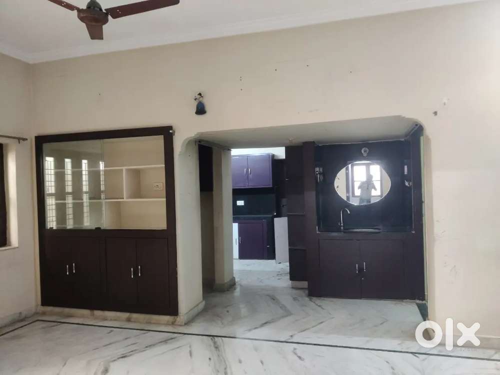 200 SQ YADS G+1 INDIPENDENT HOUSE FOR SALE UPPAL METRO STATION