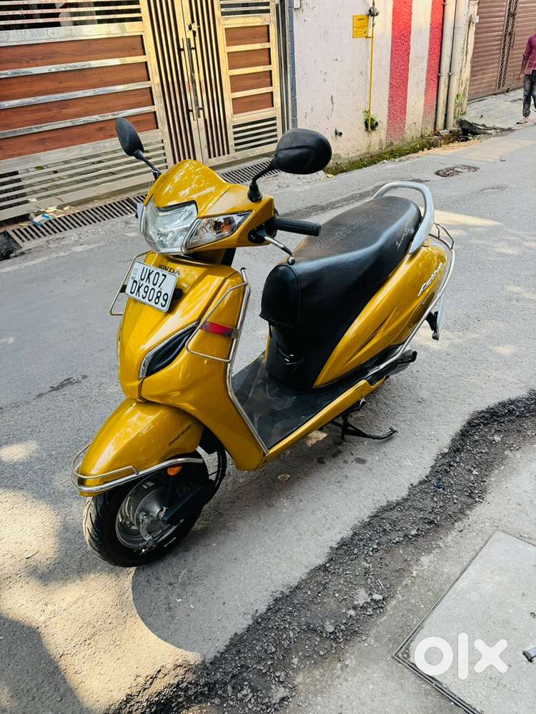 Honda Activa 5G 2018 Model km 28000 First Owner 90% loan facility