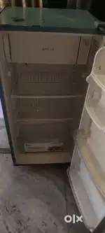 LG fridge 190 litre good condition good cooling