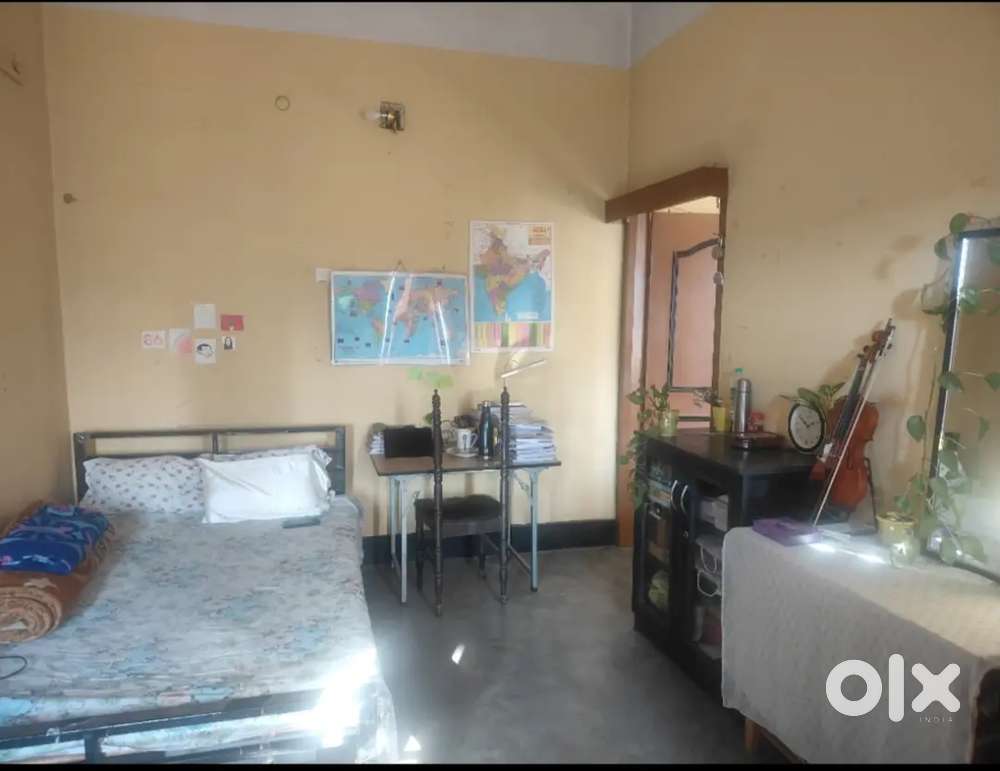 Need a female roomate