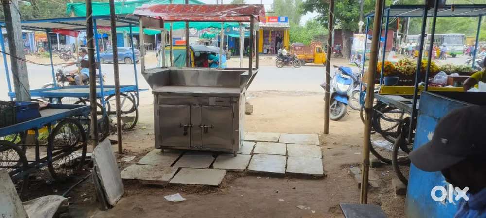 Chain dabba tea stand