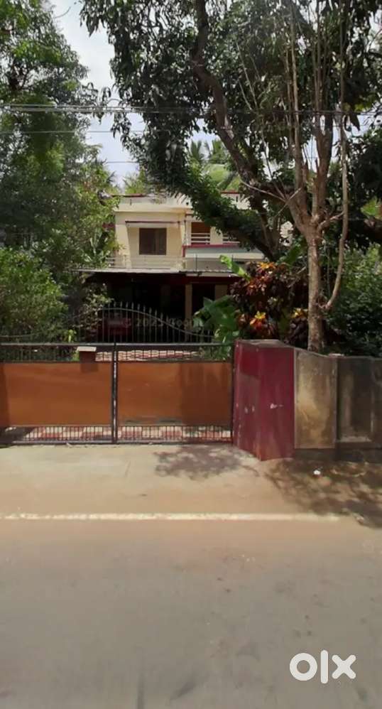 1st floor of a house for offices