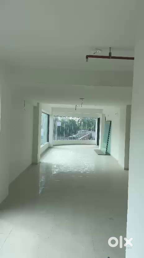 Spacious Showroom For Rent