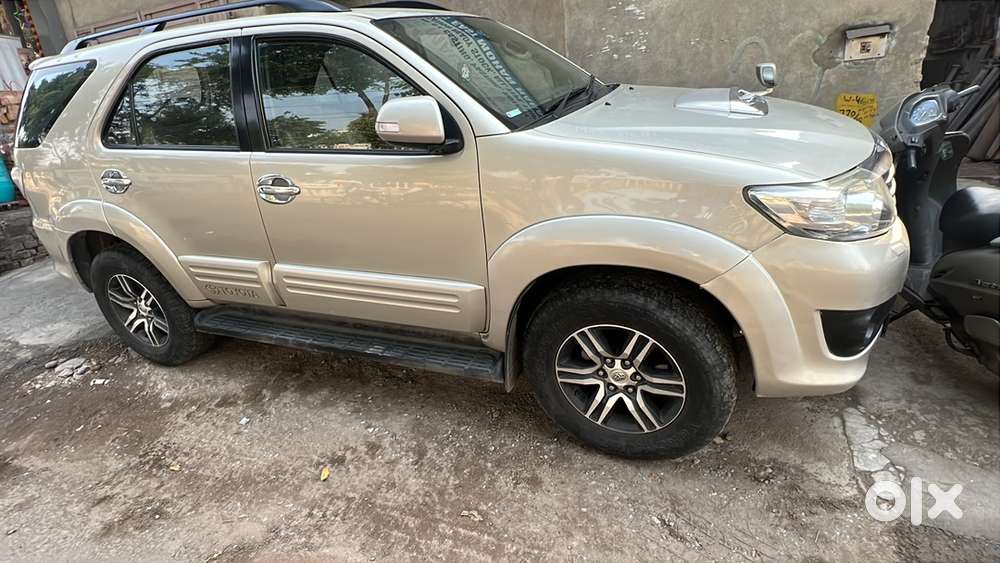 Toyota Fortuner 2014 Diesel 121000 Km Driven