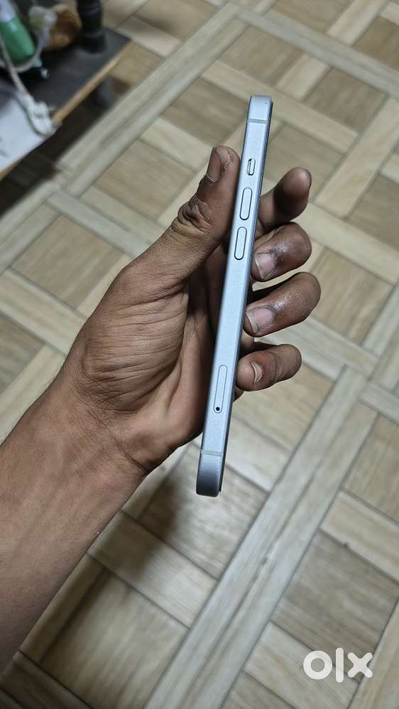 iPhone 15  all ok good condition all og