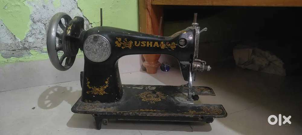 Usha vintage sewing Machine