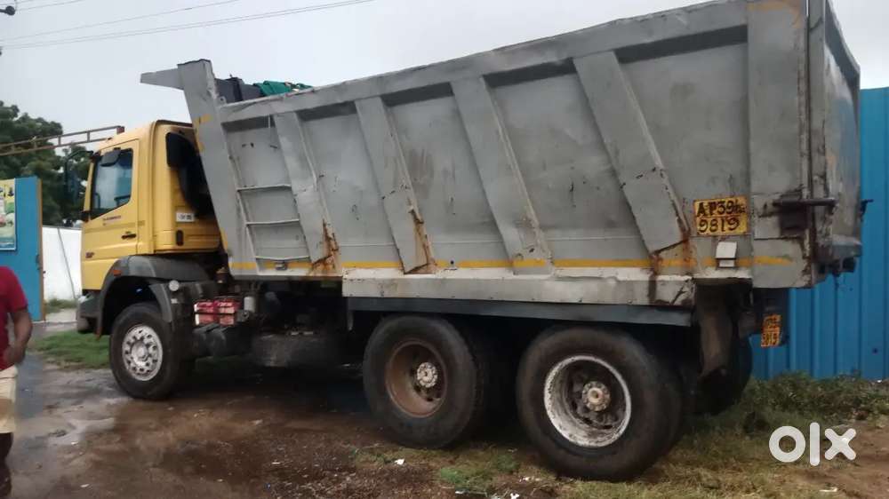 Bharat benz tipper
