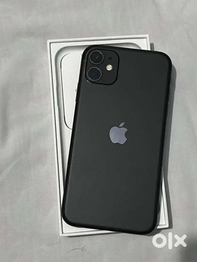 iphone 11 with Bill,Box in exclusive price refurbished model