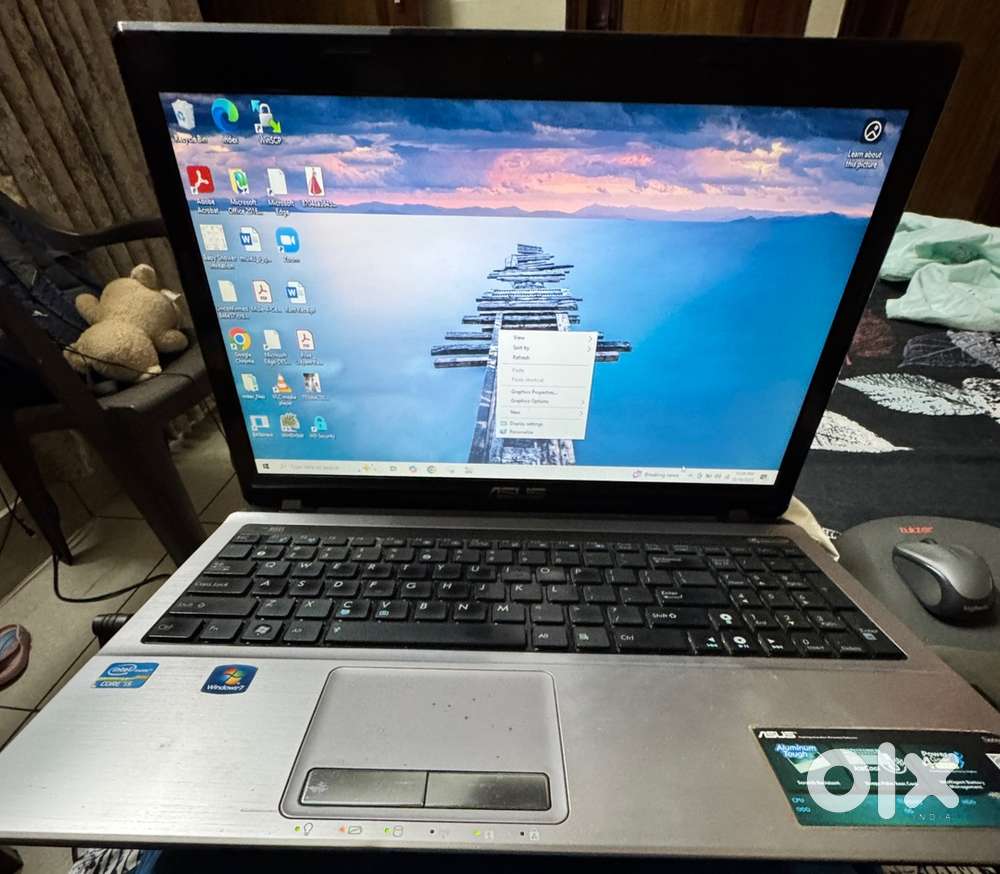 Asus Laptop  15” screen  4GB RAM  500 HDD @ ₹8500