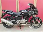 BAJAJ PULSAR 220 f