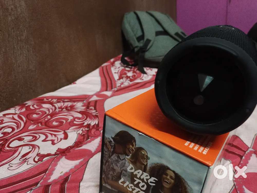 JBL charge 5