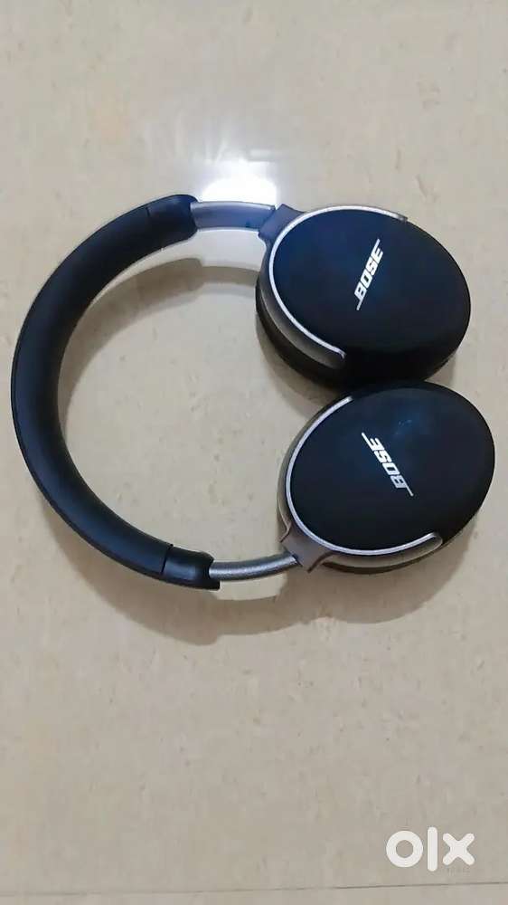 BOSE BLUETOOTH HEADPHONES