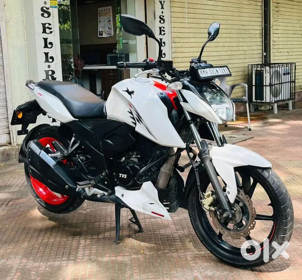 Apache RTR 160 4V top model