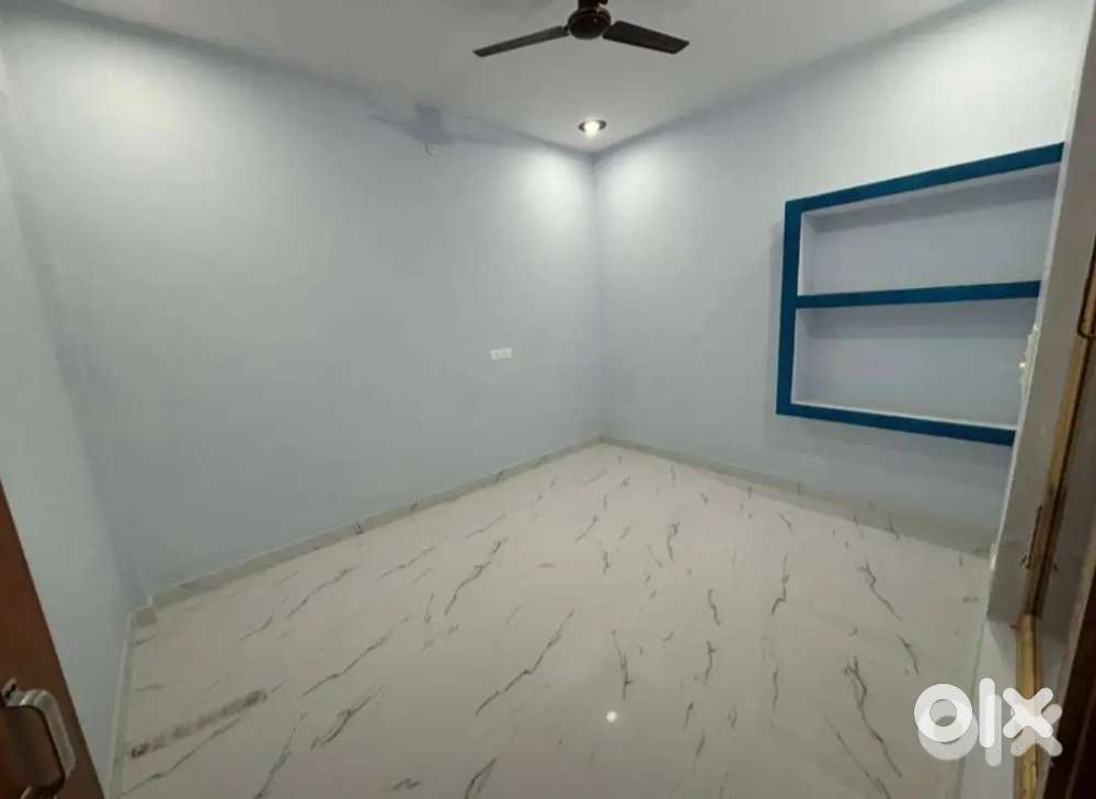 एक रूम पार्टनर (vegetarian )की आवश्यकता है । Room rent 2700