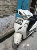 New  leni hai  ek gadi battery wali bechni Hai humne