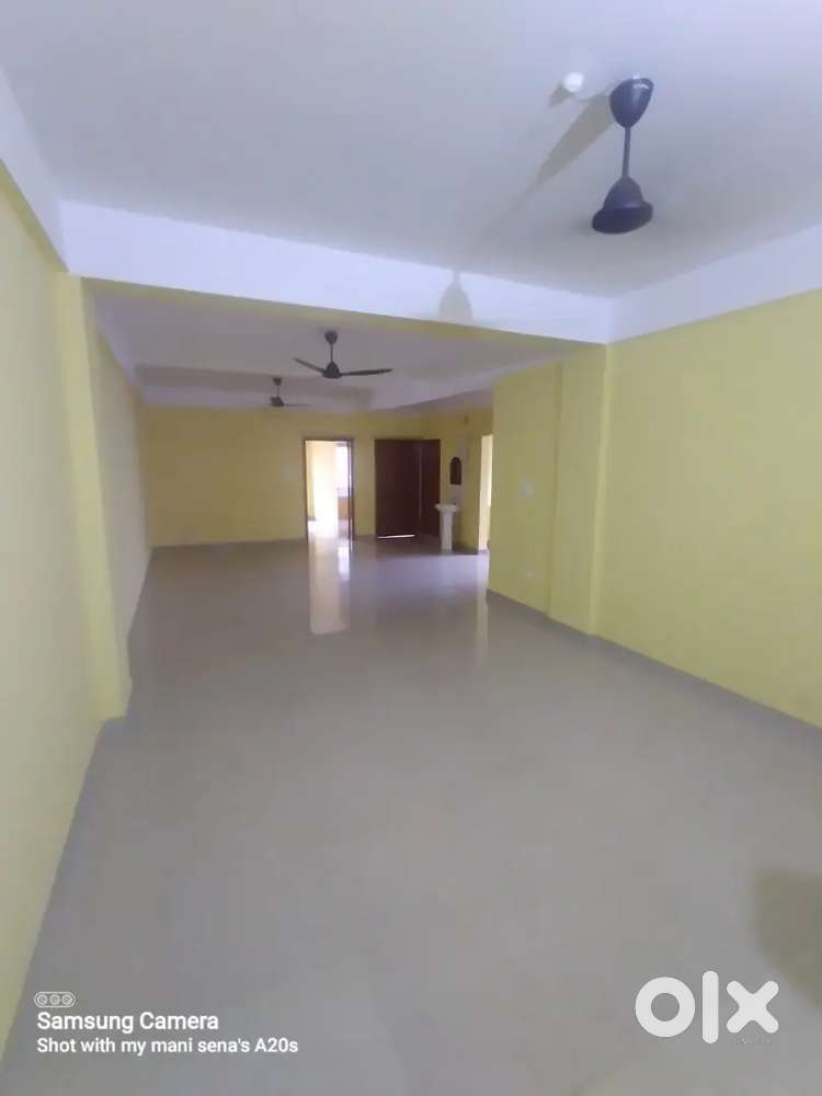 Spacious 3BHK Semi- Furnished 1800 sqft
