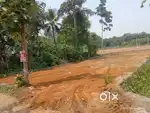 Plots for sale (5-6kms to pukkattupady).