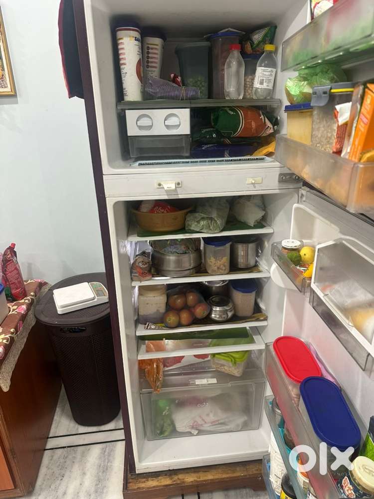Lg fridge working