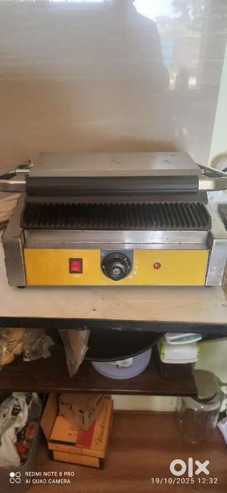 Sandwich grill