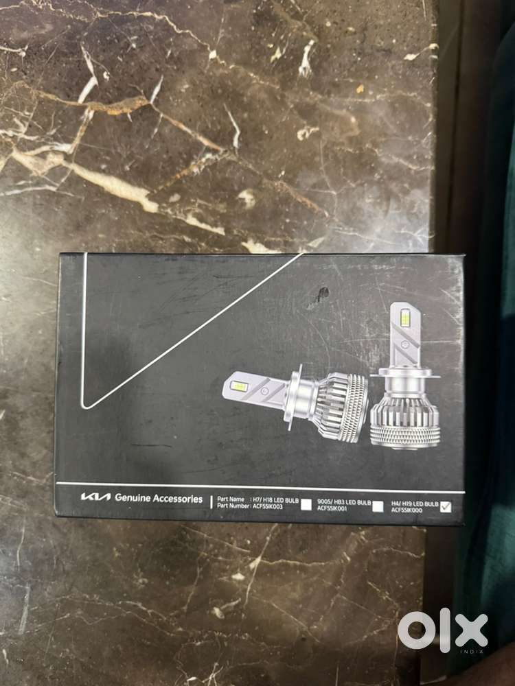 Kia Carens headlight