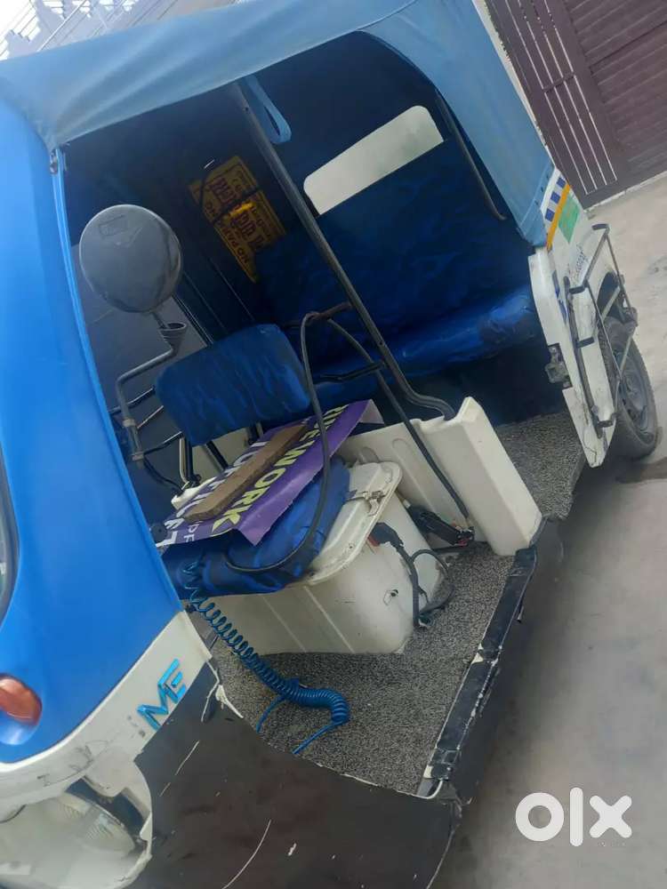 Mahindra electric auto ke liye driver chahiye