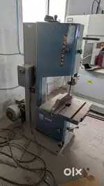 Vertical Band saw wooden