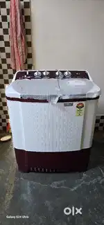 Lg new condition 8kg with box