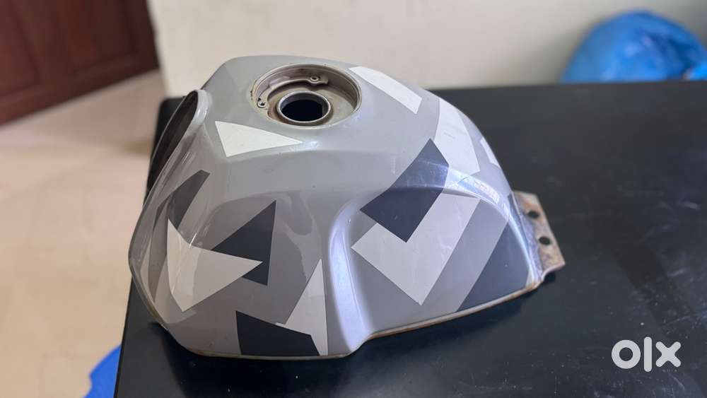 HIMALAYAN 411 FUEL TANK