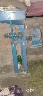 Veri good condition me h bahut ही कम चला है