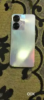 64 pixel camera 4gb raam 64 storege 5000mg battery altra charger