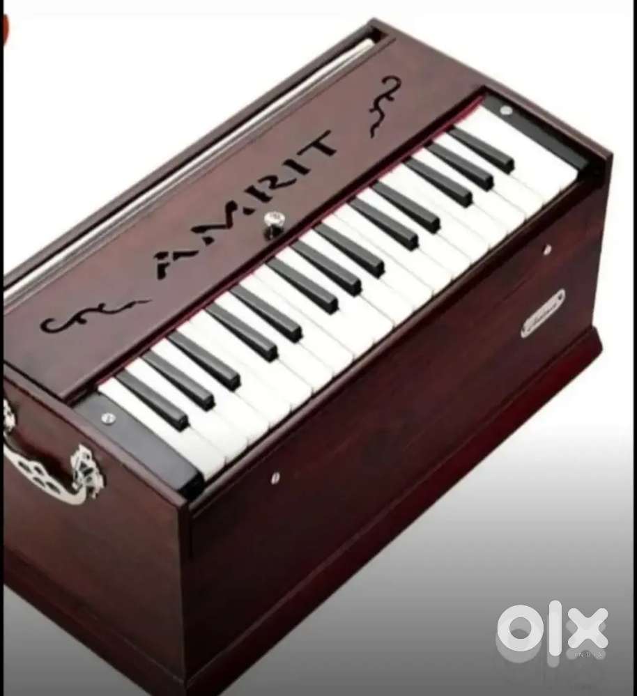 HARMONIUMS