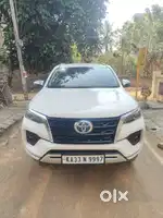 Toyota Fortuner, 2023