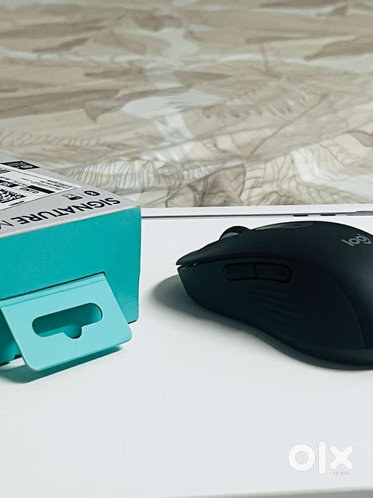 Logitech Signature M650L Wireless Mouse – Brand New, Sealed Pack