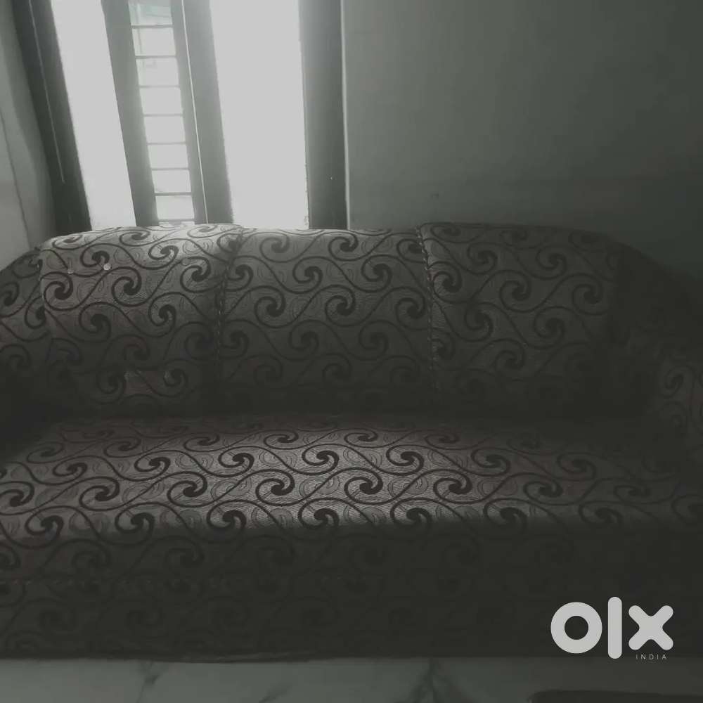 Sofa set 5 seater