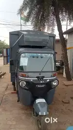 3 Wheeler Cargo Driver